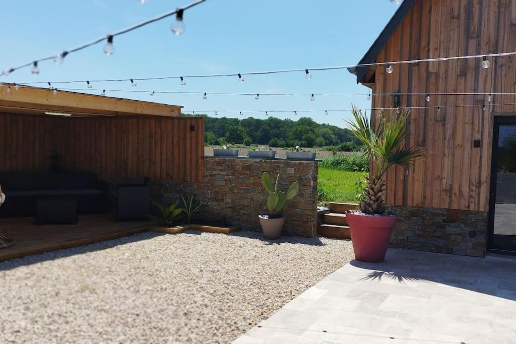 Chalet Industriel Avec Filet Et Spa Sorigny Εξωτερικό φωτογραφία