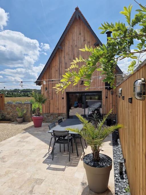Chalet Industriel Avec Filet Et Spa Sorigny Εξωτερικό φωτογραφία