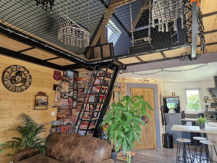 Chalet Industriel Avec Filet Et Spa Sorigny Εξωτερικό φωτογραφία