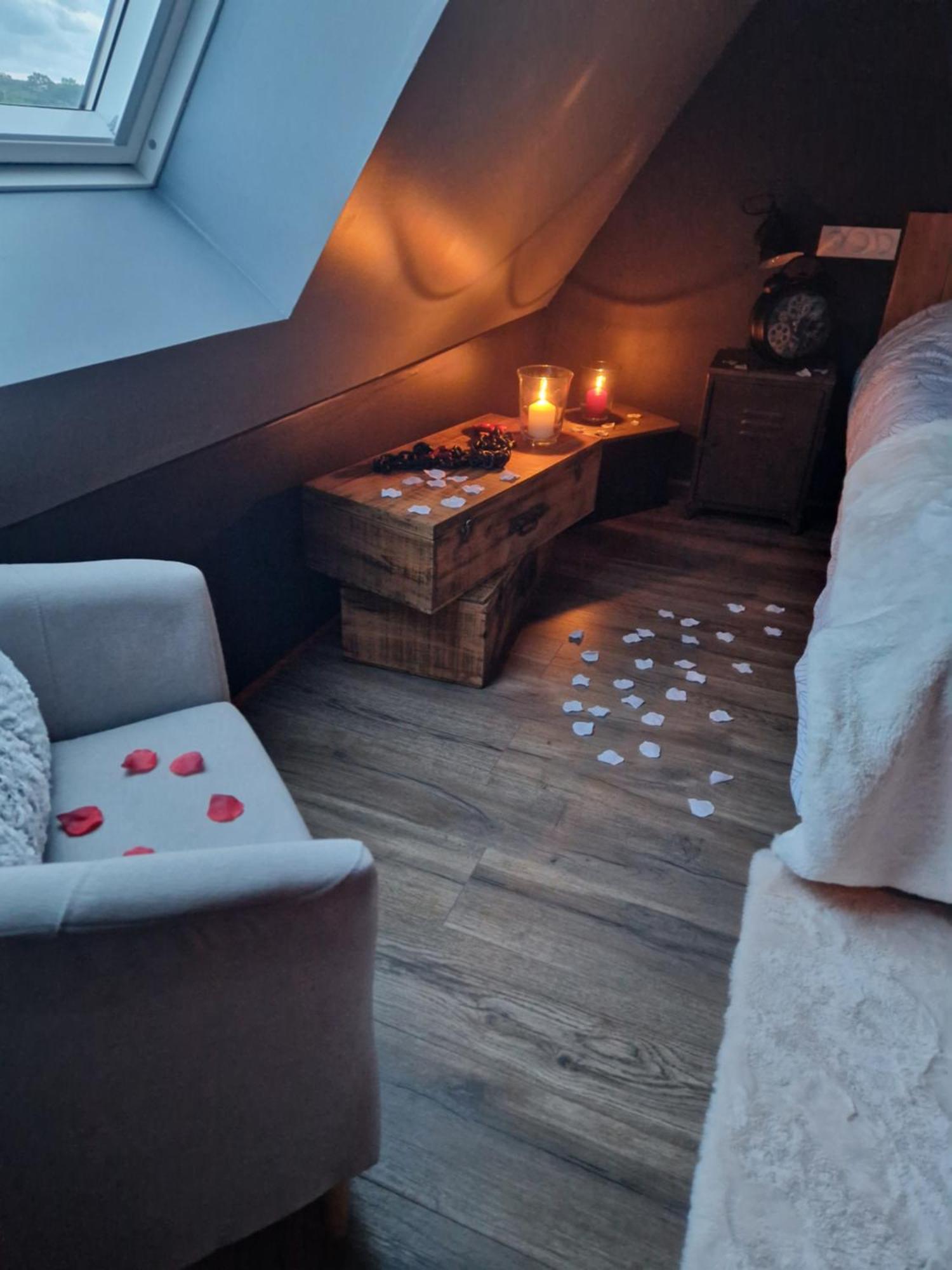 Chalet Industriel Avec Filet Et Spa Sorigny Εξωτερικό φωτογραφία